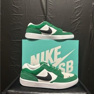 Size 11.5 - Nike Force 58 SB Pine Green Black